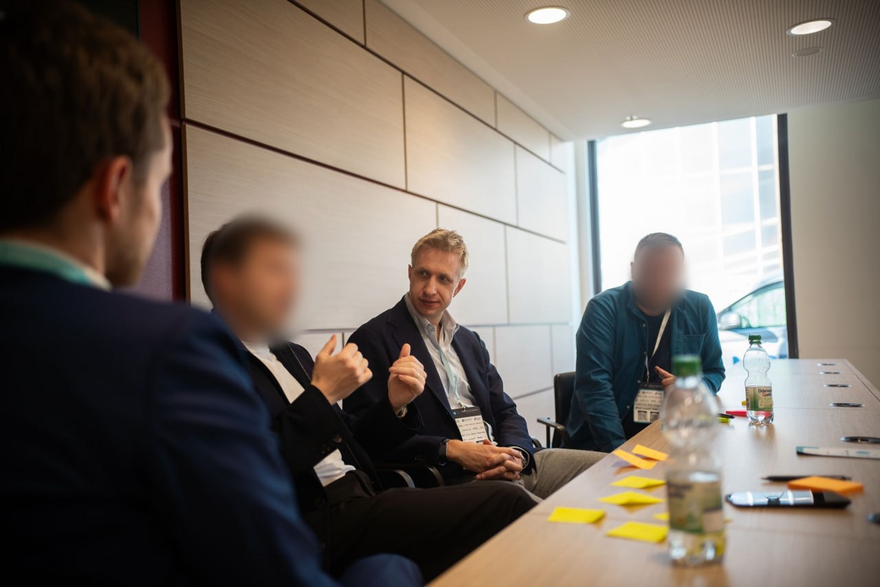 IPTF workshop attendees in discussion